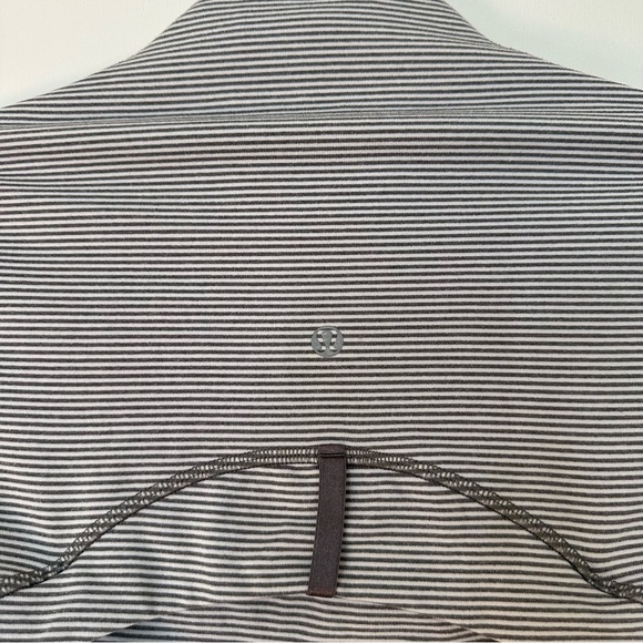 Lululemon Define Jacket Tonka Stripe Heathered Slate White Womens 6 Athletic - Picture 9 of 10